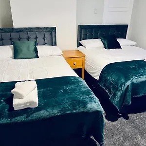 The Coral Southampton, Family Rooms, Suitable For Contractors Guest house Southampton